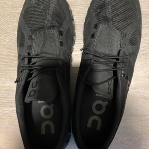 Oncloud black sneakers women’s size 11